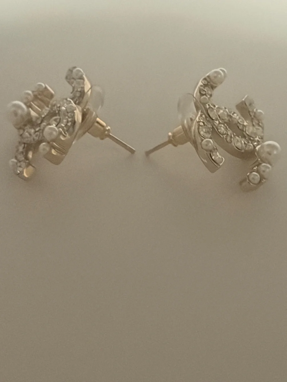 🪩 🆕! CC Studs 🐚